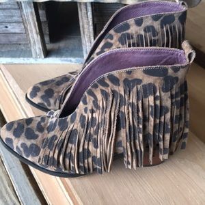 Leopard fringed booties